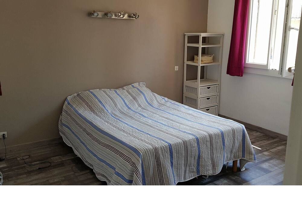 Photo of Bedroom in Courthezon