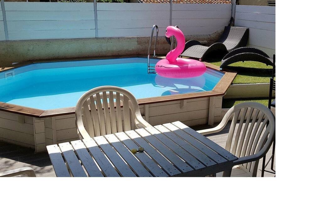Photo of Outdoor in Courthezon