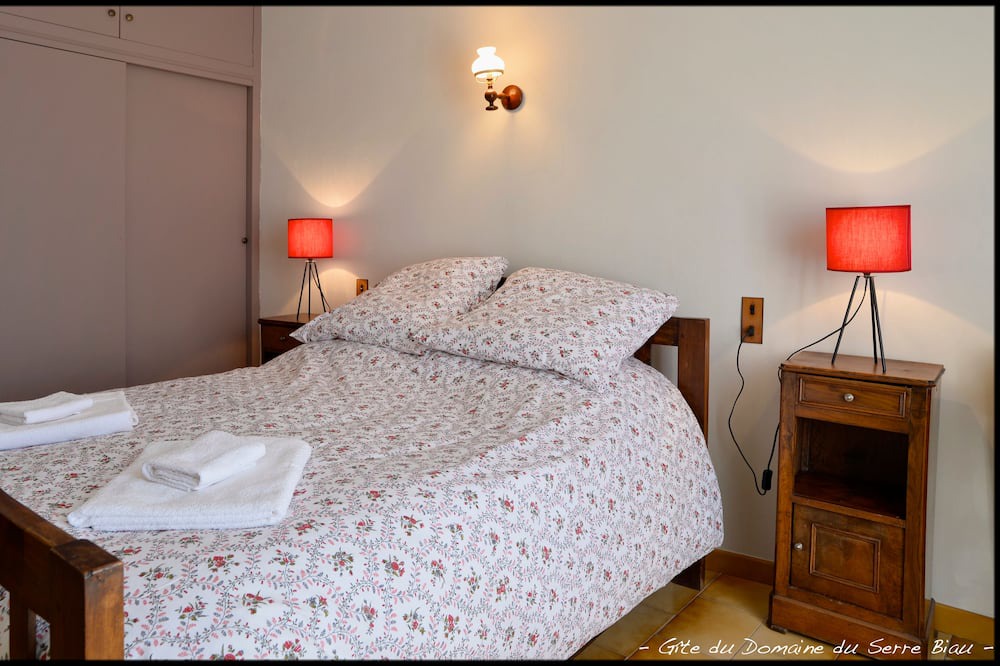 Photo of Bedroom in Saint-Victor-la-Coste