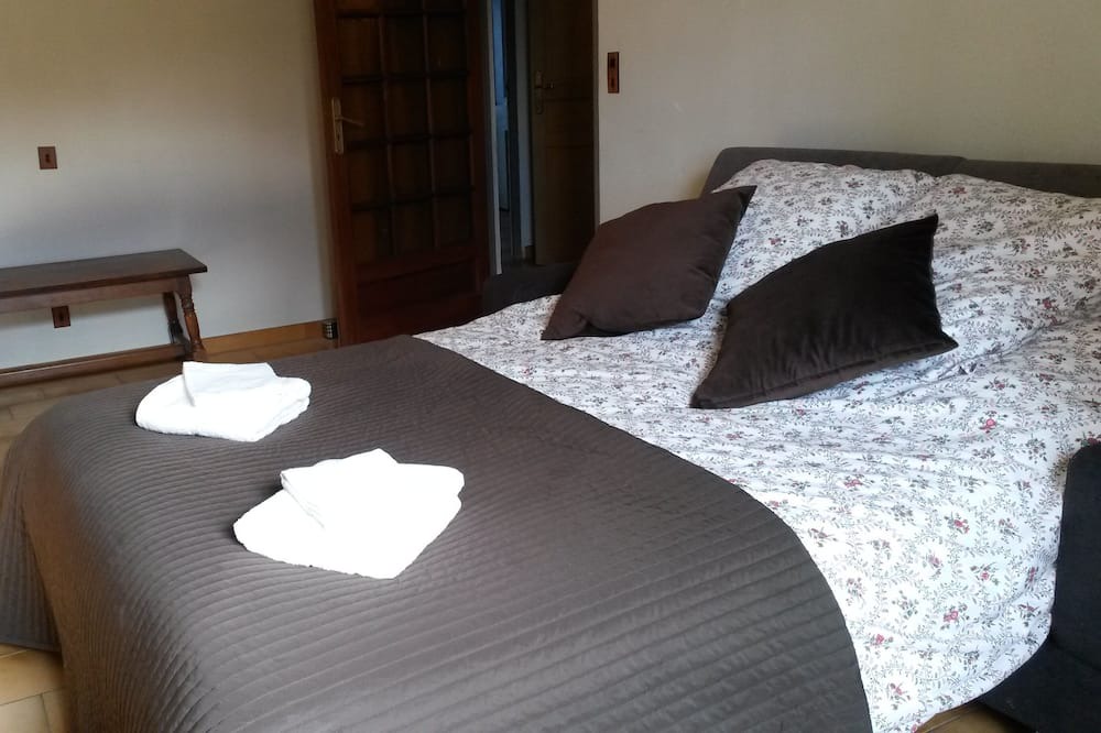 Photo of Bedroom in Saint-Victor-la-Coste