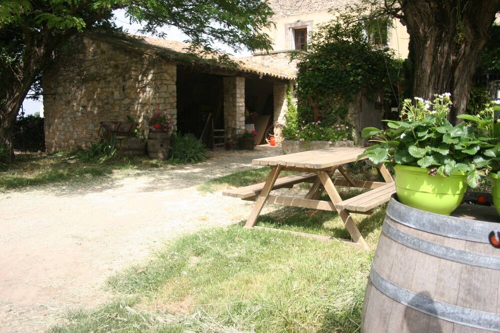 Photo of Outdoor in Saint-Victor-la-Coste