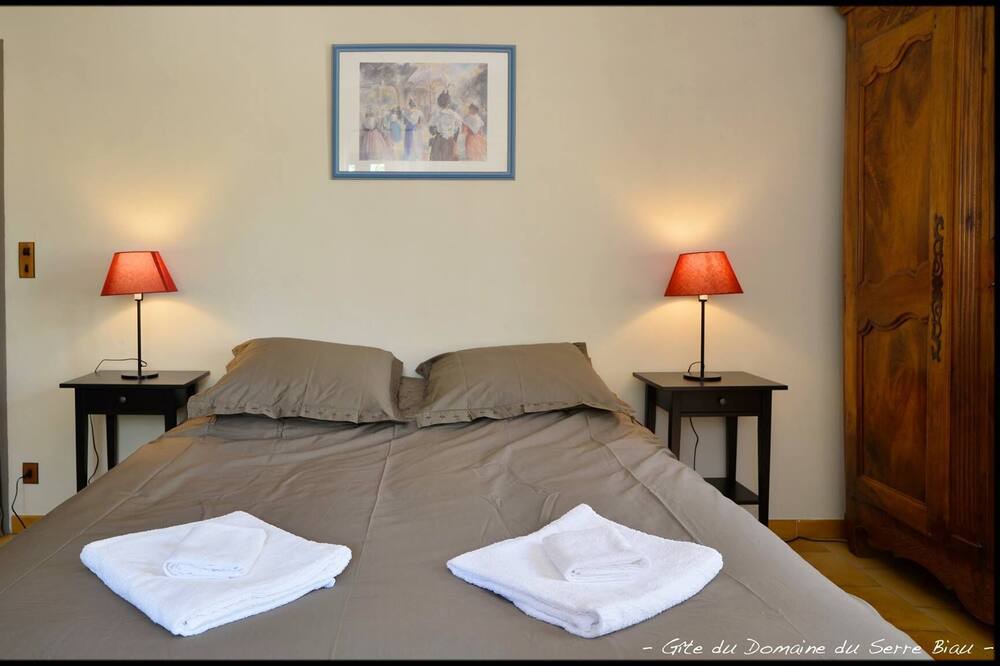 Photo of Bedroom in Saint-Victor-la-Coste