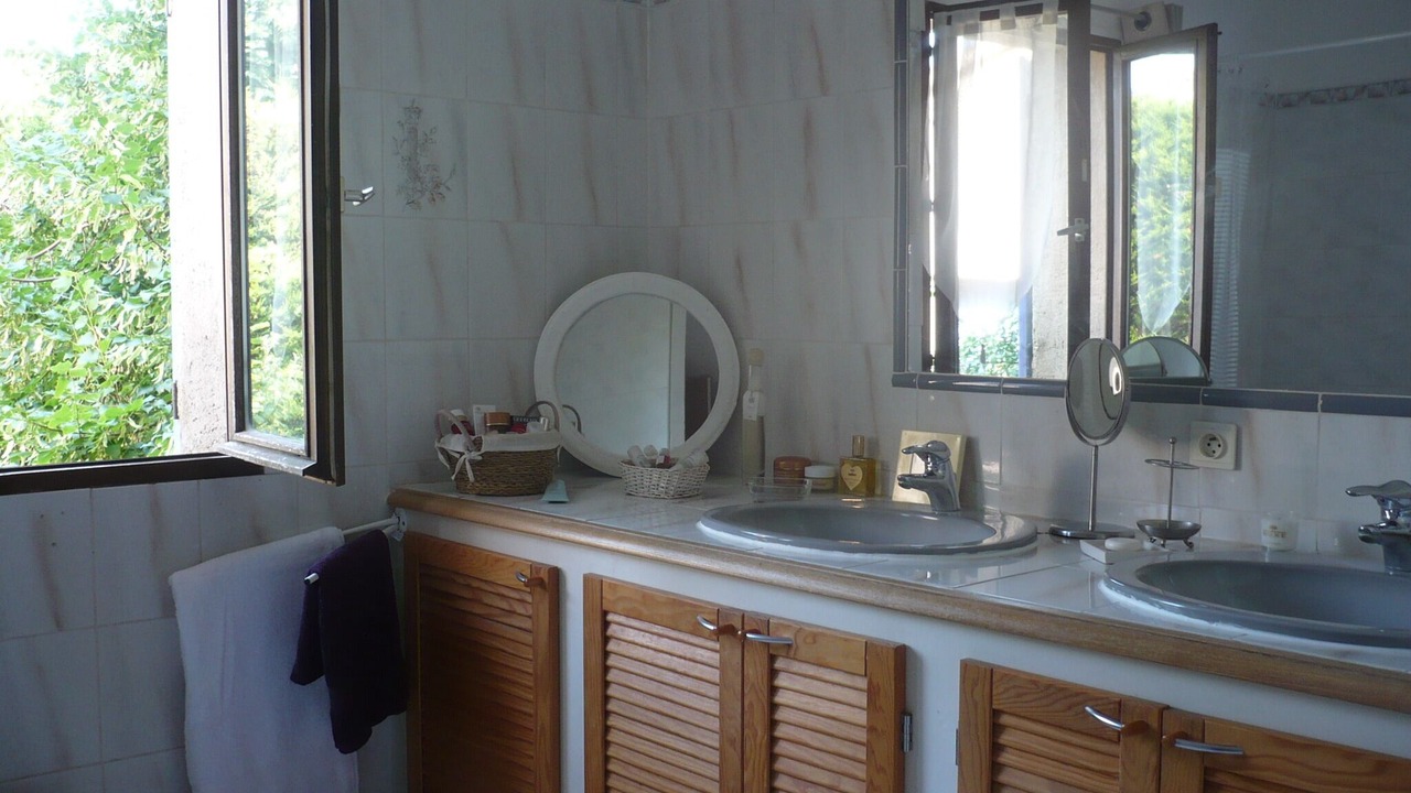 Photo of Kitchen in Sernhac