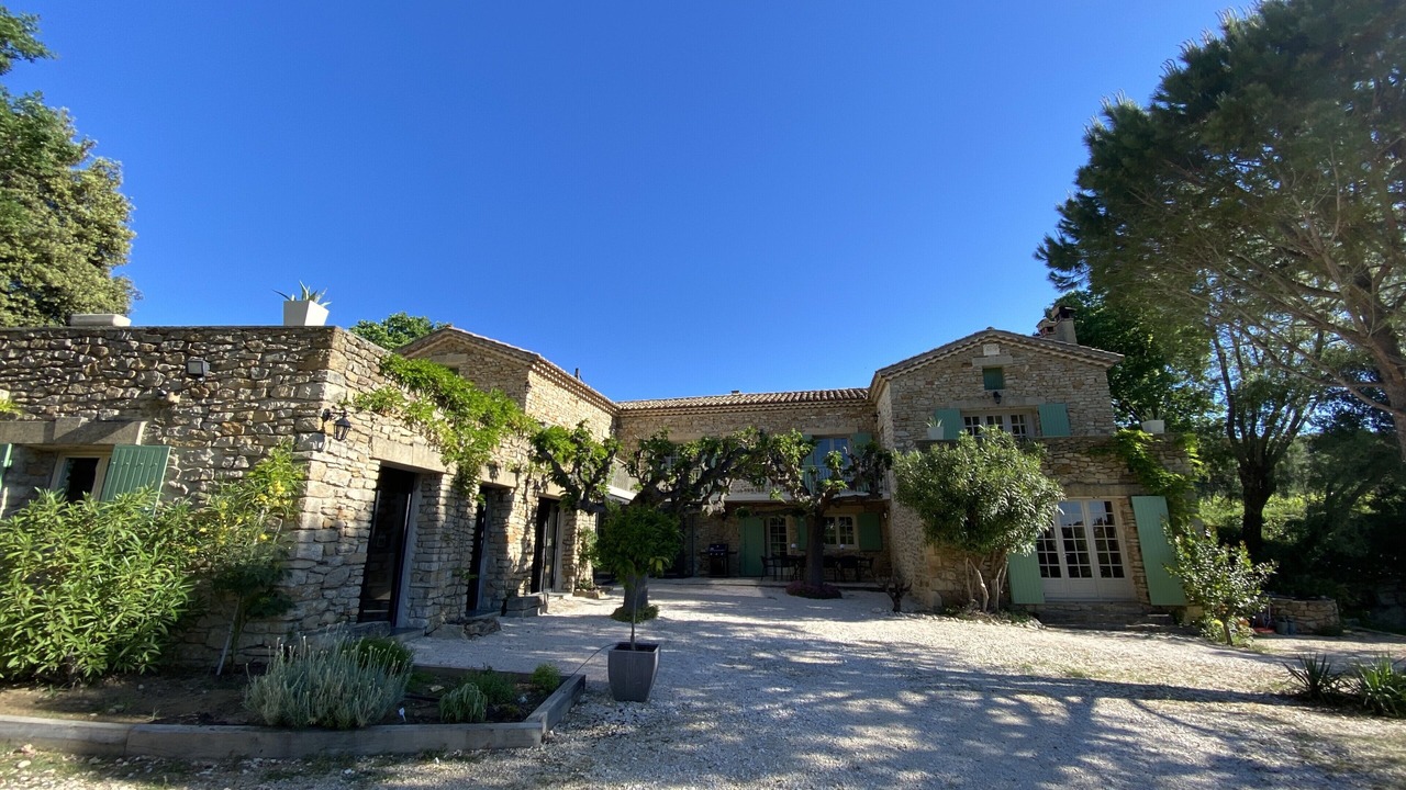 Photo of Outdoor in Tresques