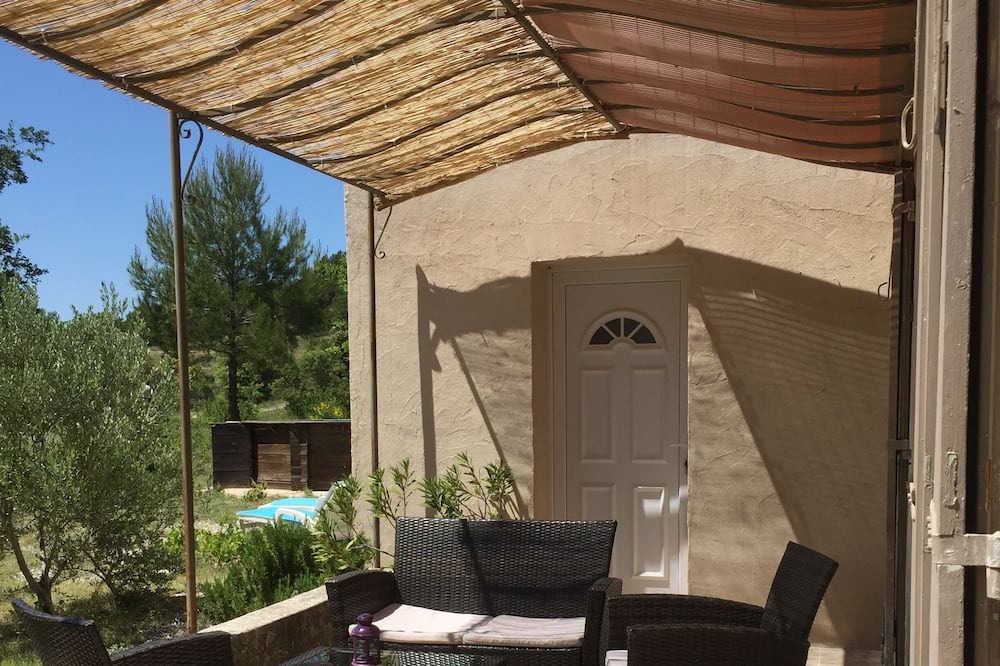 Photo of Patio Balcony in Crillon-le-Brave