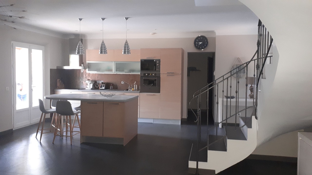 Photo of Kitchen in Villelaure