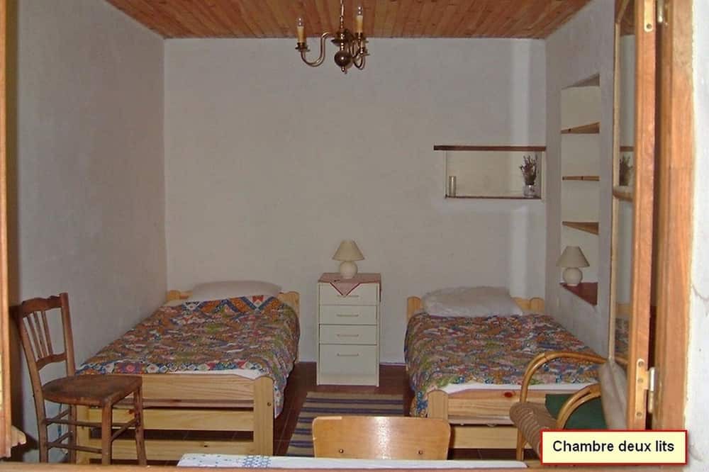 Photo of Bedroom in Plaisians