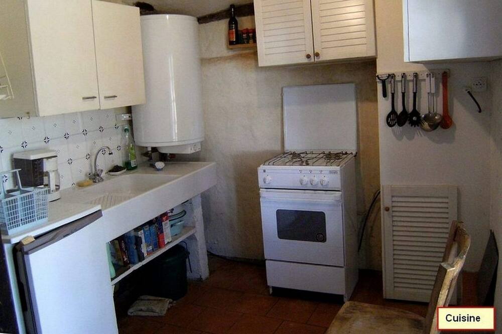 Photo of Kitchen in Plaisians