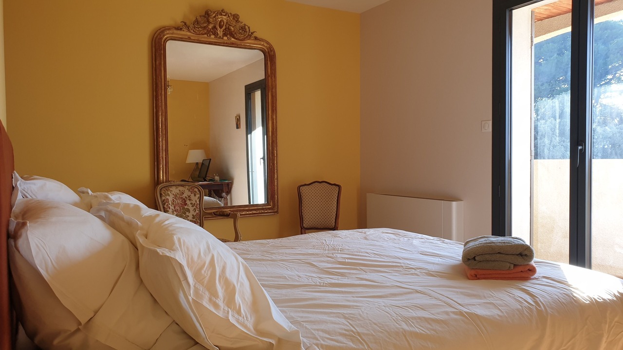 Photo of Others in La Roque-sur-Pernes
