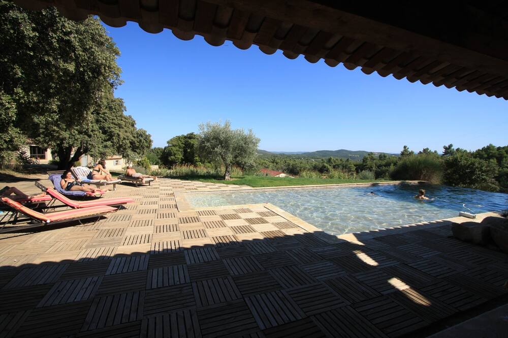Photo of Outdoor in Pierrevert