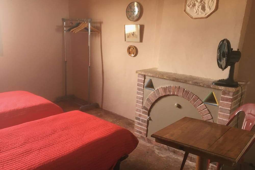 Photo of Bedroom in Bonnieux
