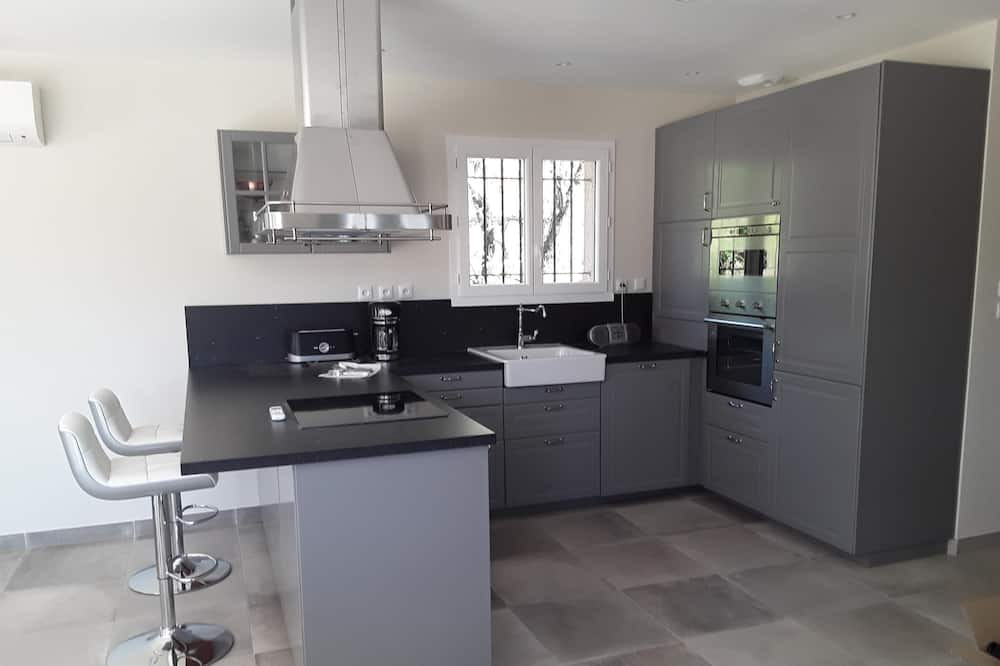 Photo of Kitchen in Cuges-les-Pins