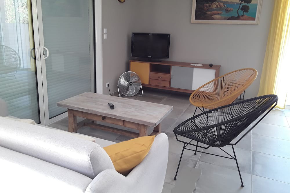 Photo of Livingroom in Cuges-les-Pins