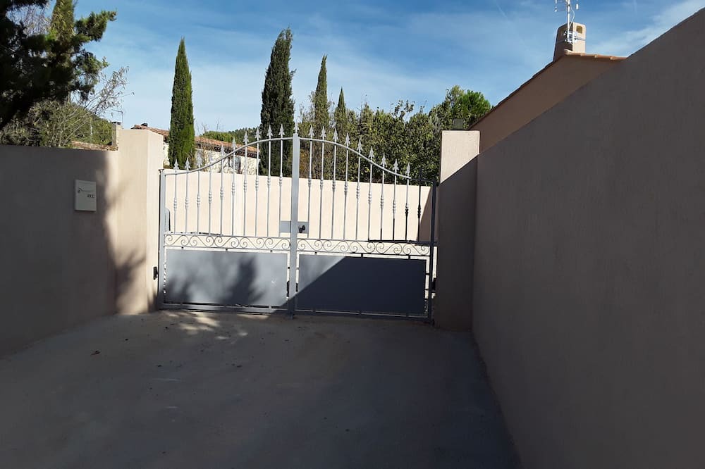 Photo of Patio Balcony in Cuges-les-Pins