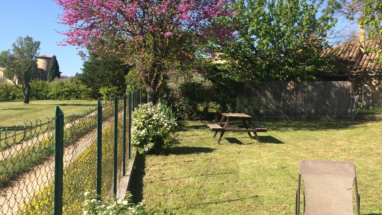 Photo of Outdoor in Saint-Laurent-du-Verdon