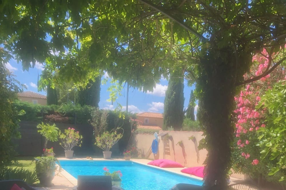 Photo of Outdoor in Morieres-les-Avignon