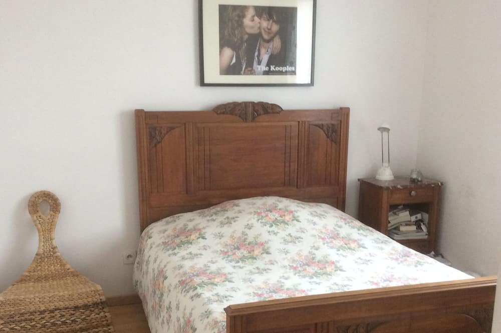 Photo of Bedroom in Morieres-les-Avignon