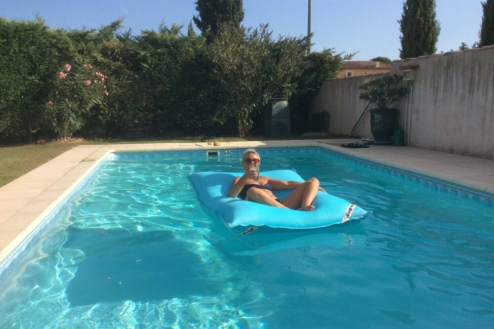 Photo of Outdoor in Morieres-les-Avignon