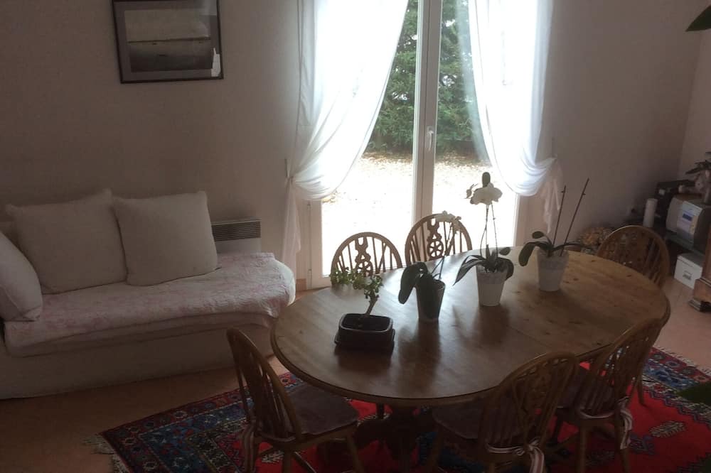 Photo of Livingroom in Morieres-les-Avignon
