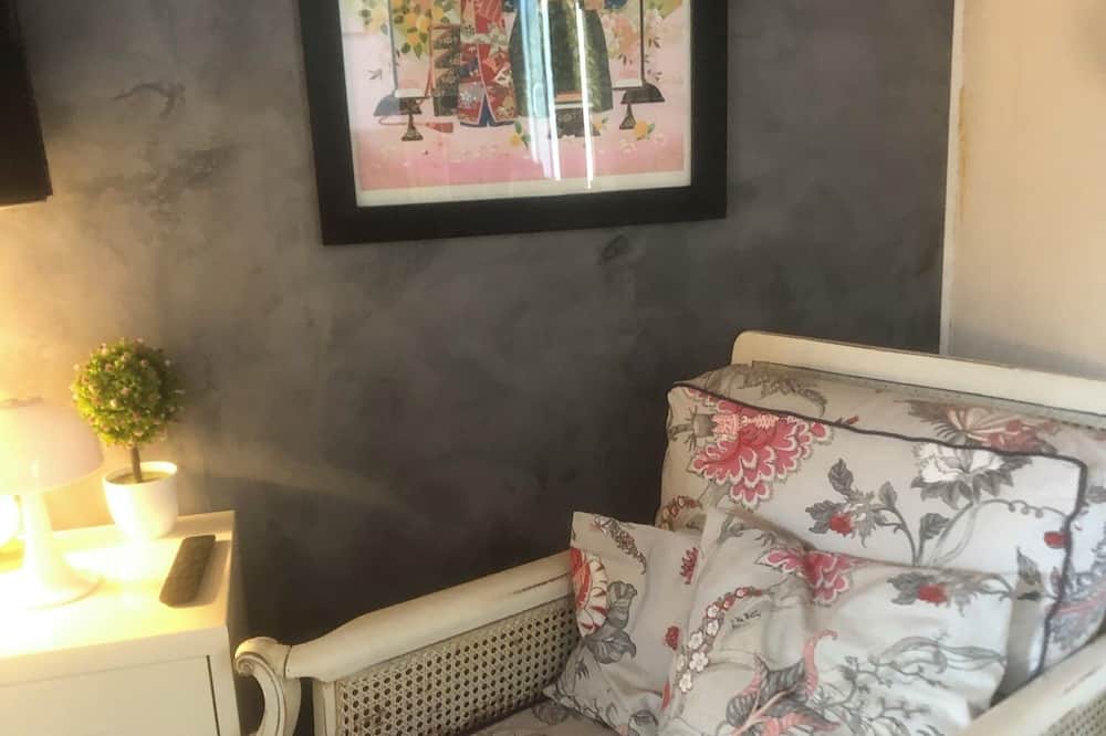 Photo of Bedroom in Morieres-les-Avignon