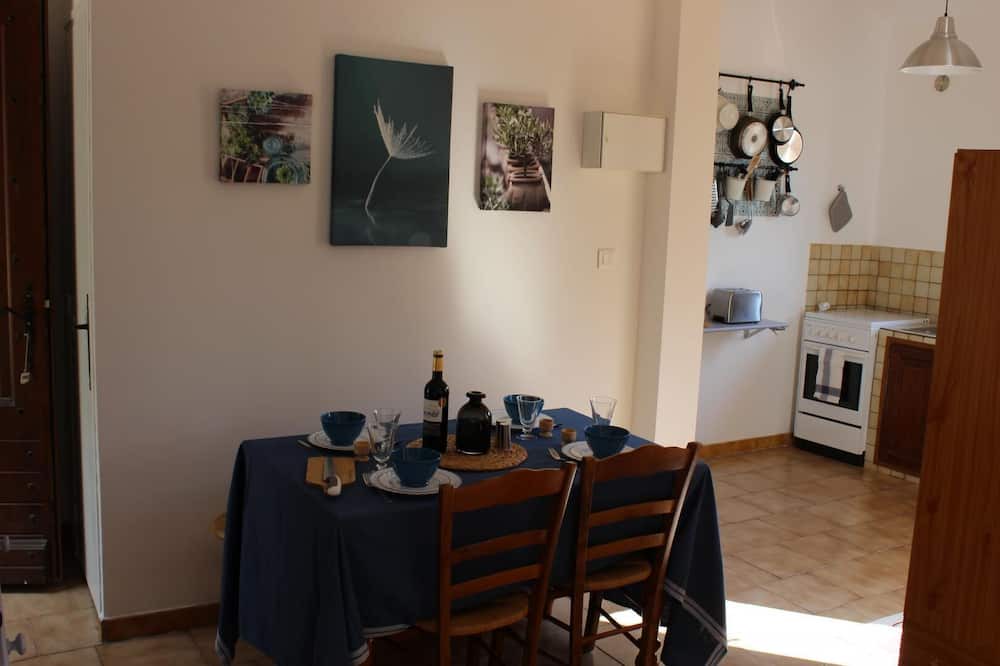 Photo of Kitchen in Artignosc-sur-Verdon