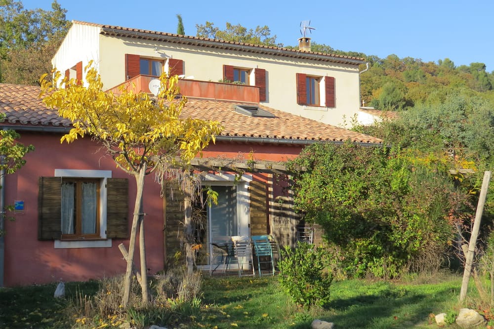 Photo of Outdoor in Montferrat