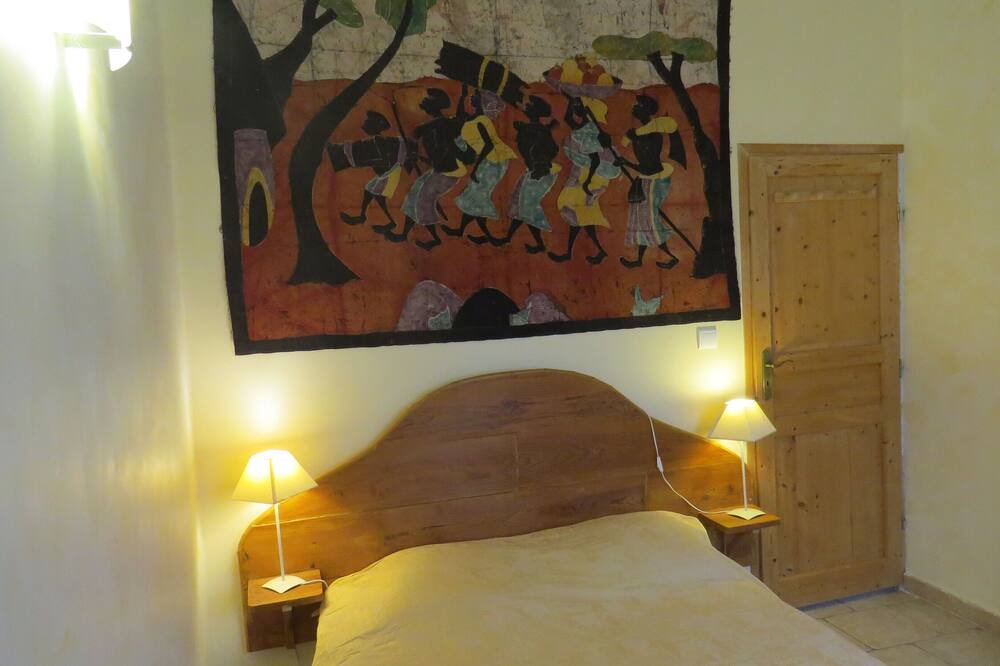 Photo of Bedroom in Montferrat