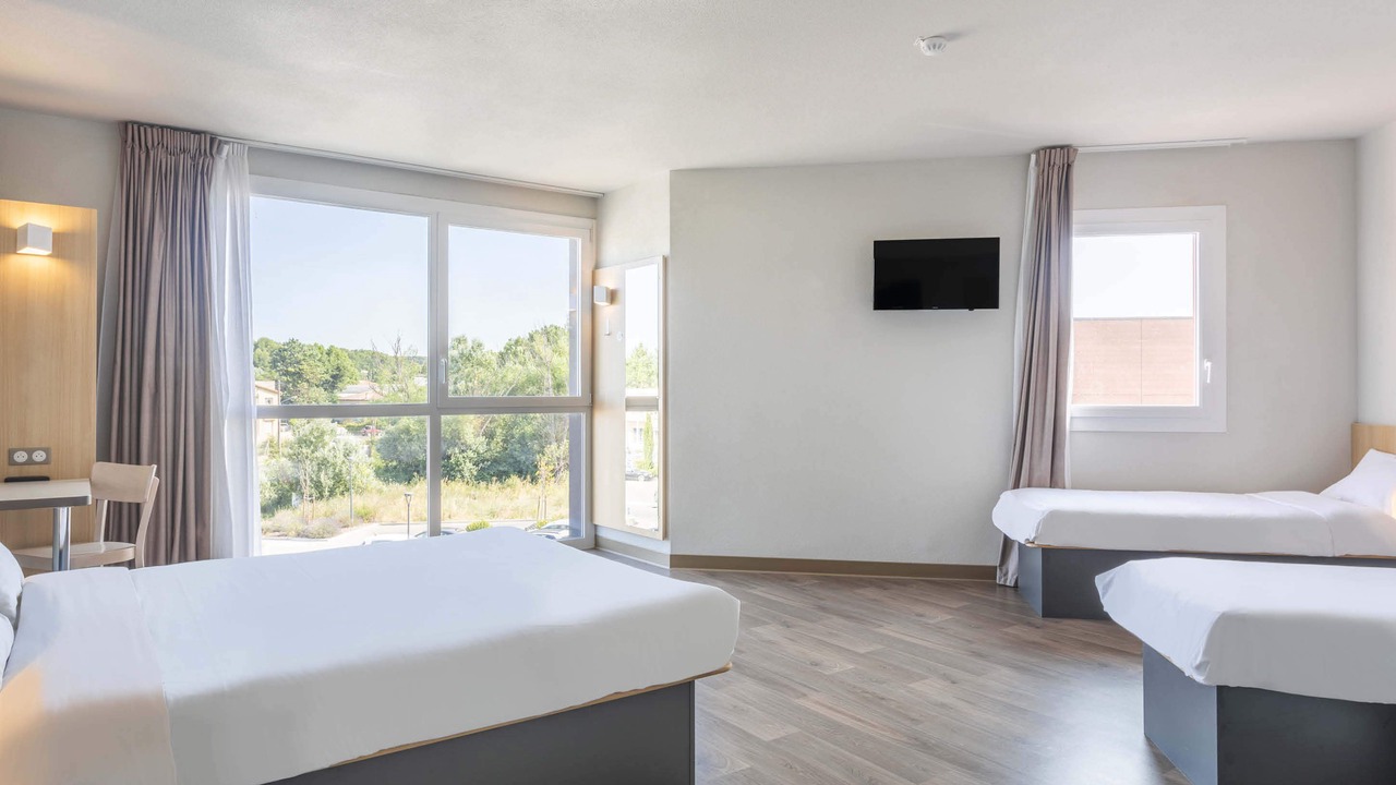 Photo of Bedroom in Venelles