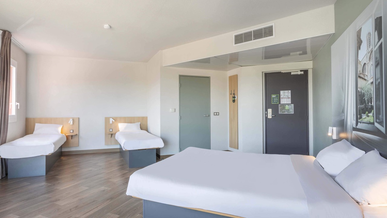 Photo of Bedroom in Venelles