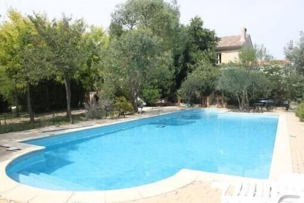 Photo of Outdoor in Caderousse