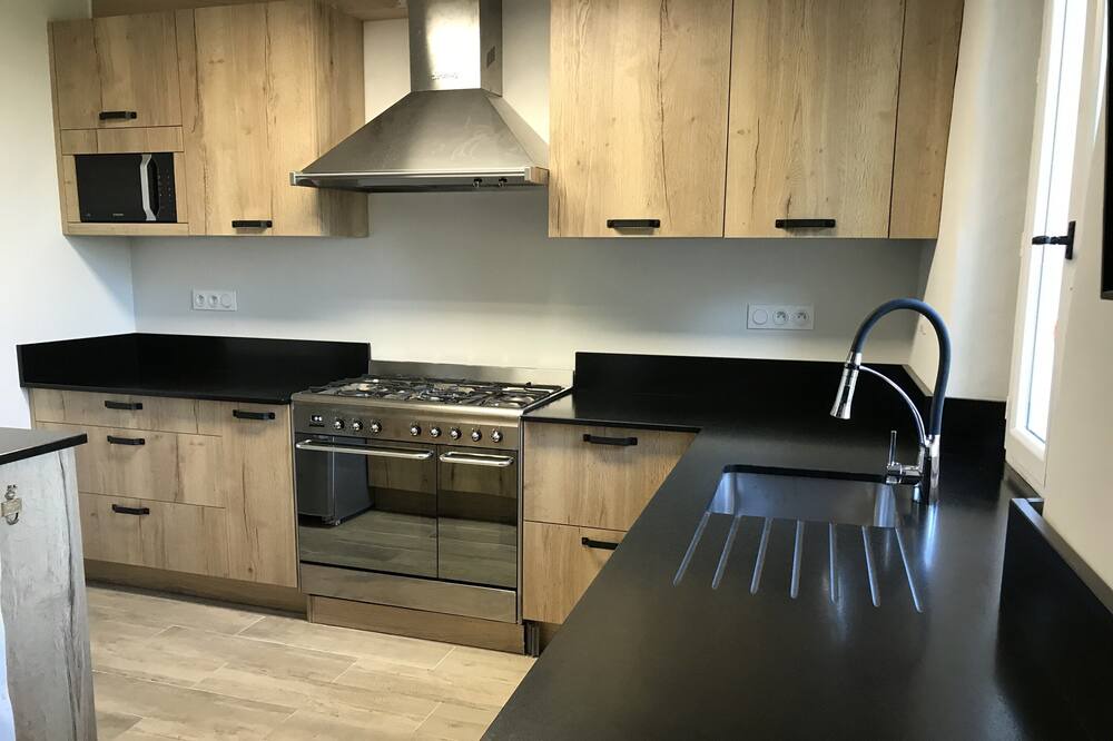 Photo of Kitchen in Caderousse