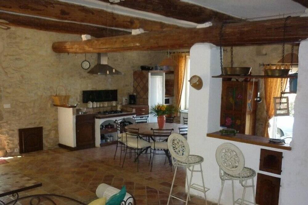 Photo of Livingroom in Caderousse