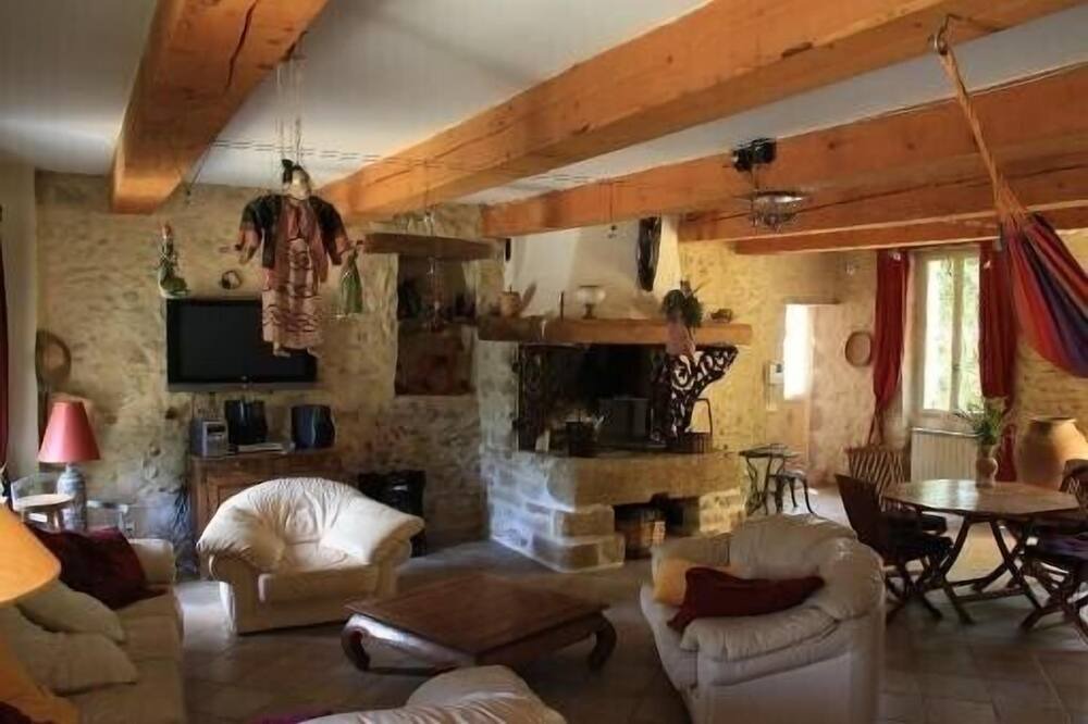 Photo of Livingroom in Caderousse