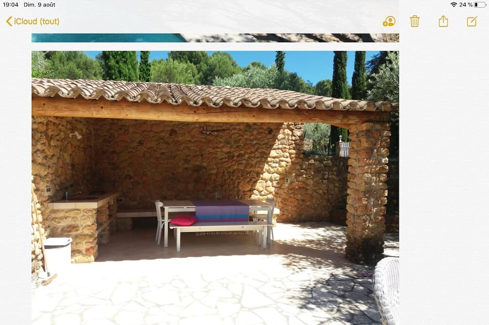 Photo of Patio Balcony in Le Barroux