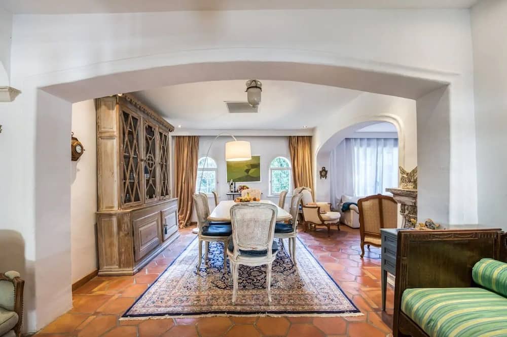 Photo of Livingroom in La Mole