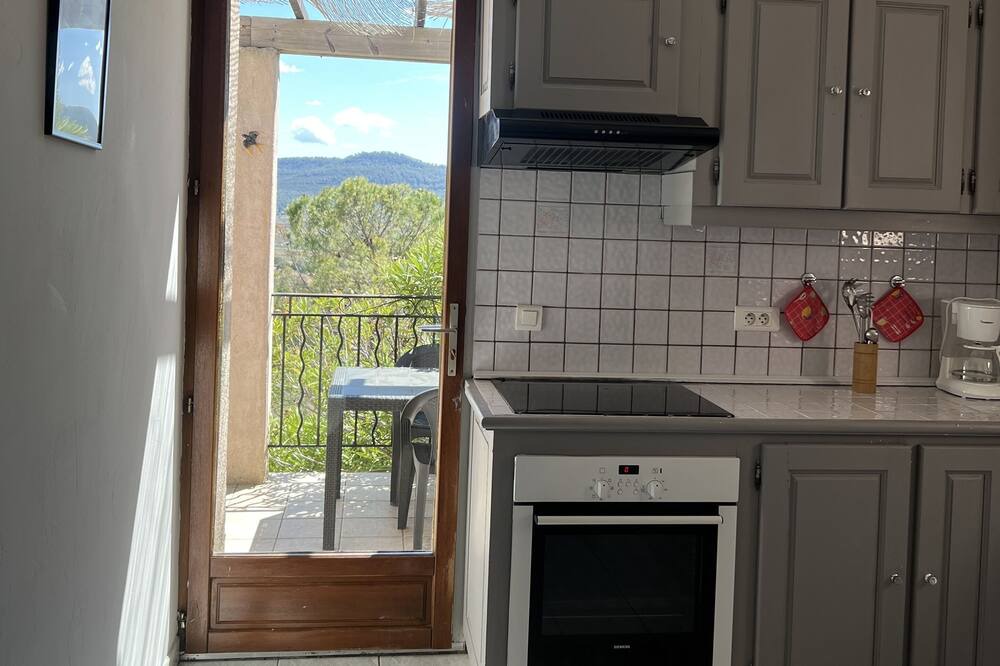 Photo of Kitchen in Montfort-sur-Argens