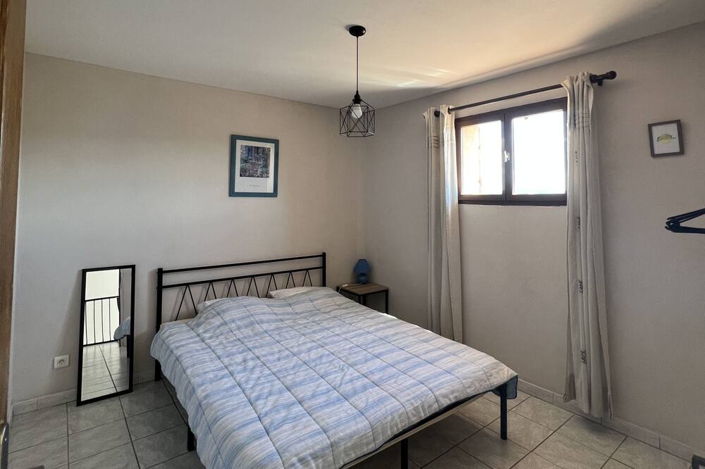 Photo of Bedroom in Montfort-sur-Argens