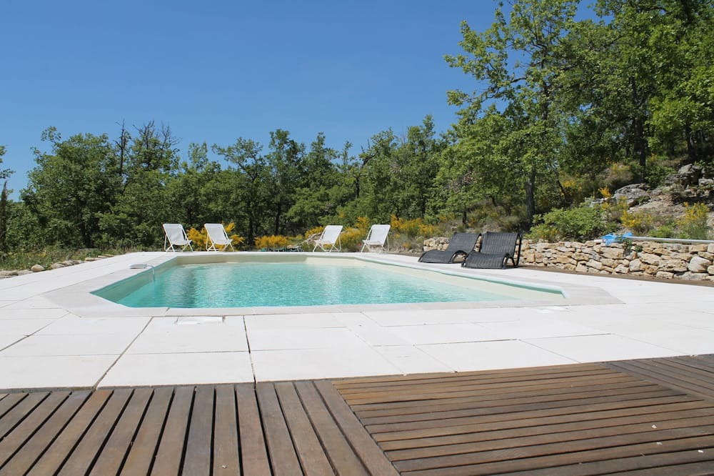Photo of Outdoor in Saint-Martin-de-Castillon