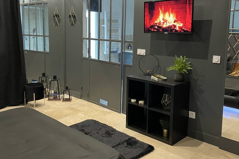 Photo of Bedroom in Sernhac
