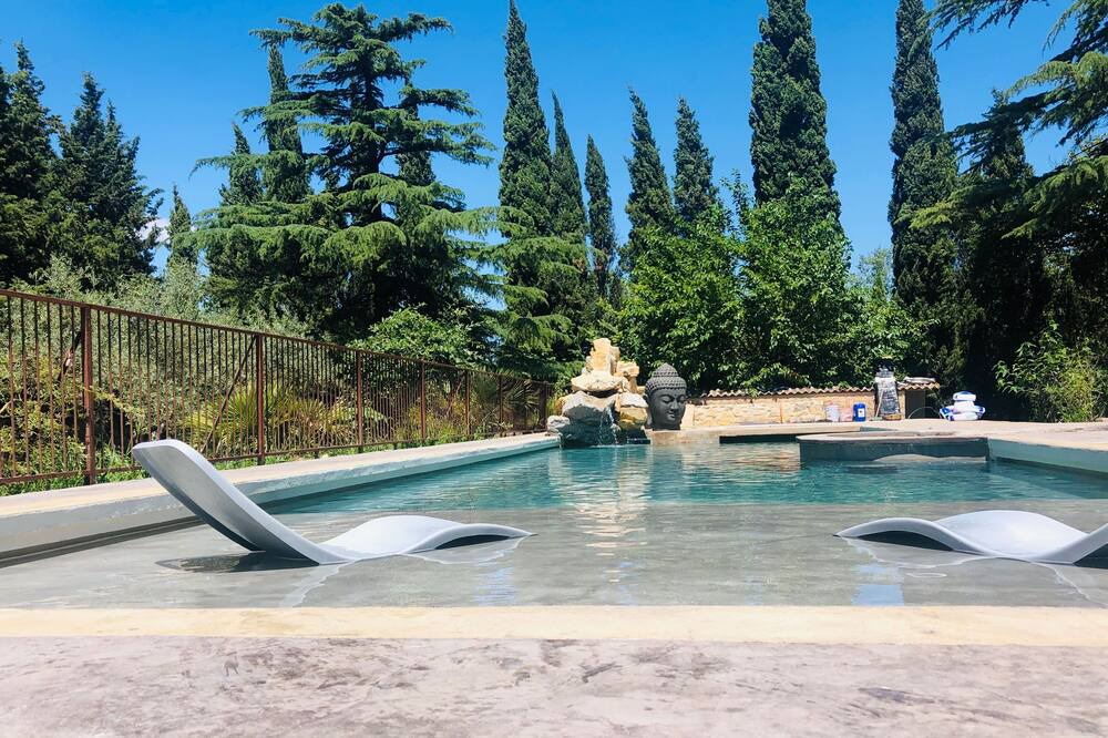 Photo of Outdoor in Sernhac