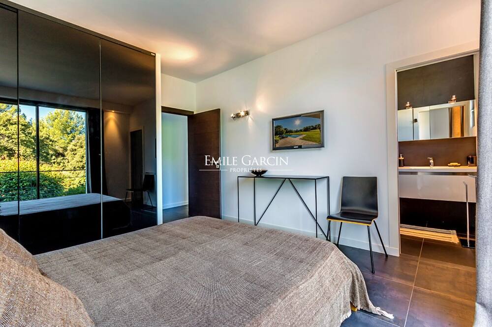 Photo of Bedroom in Aix-en-Provence