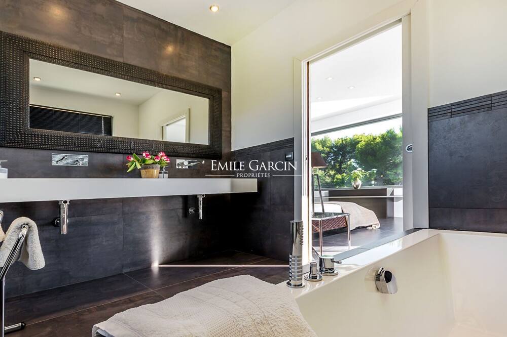 Photo of Bathroom in Aix-en-Provence