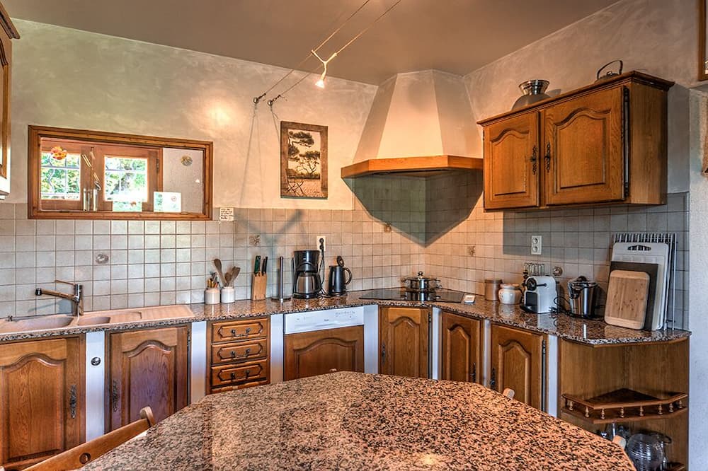 Photo of Kitchen in Sigonce