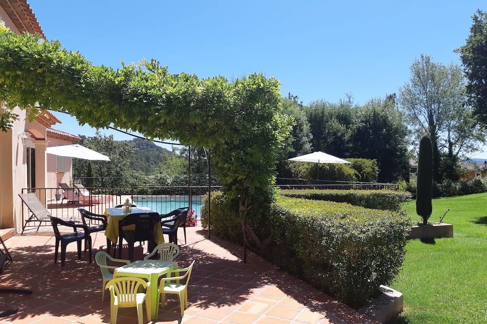 Photo of Outdoor in La Roquebrussanne