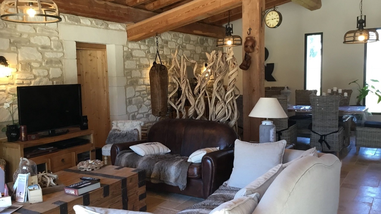 Photo of Bedroom in Noves