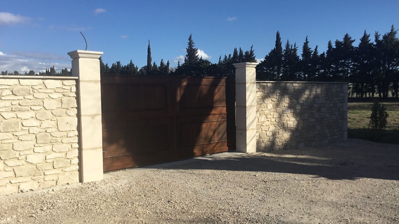 Photo of Outdoor in Noves