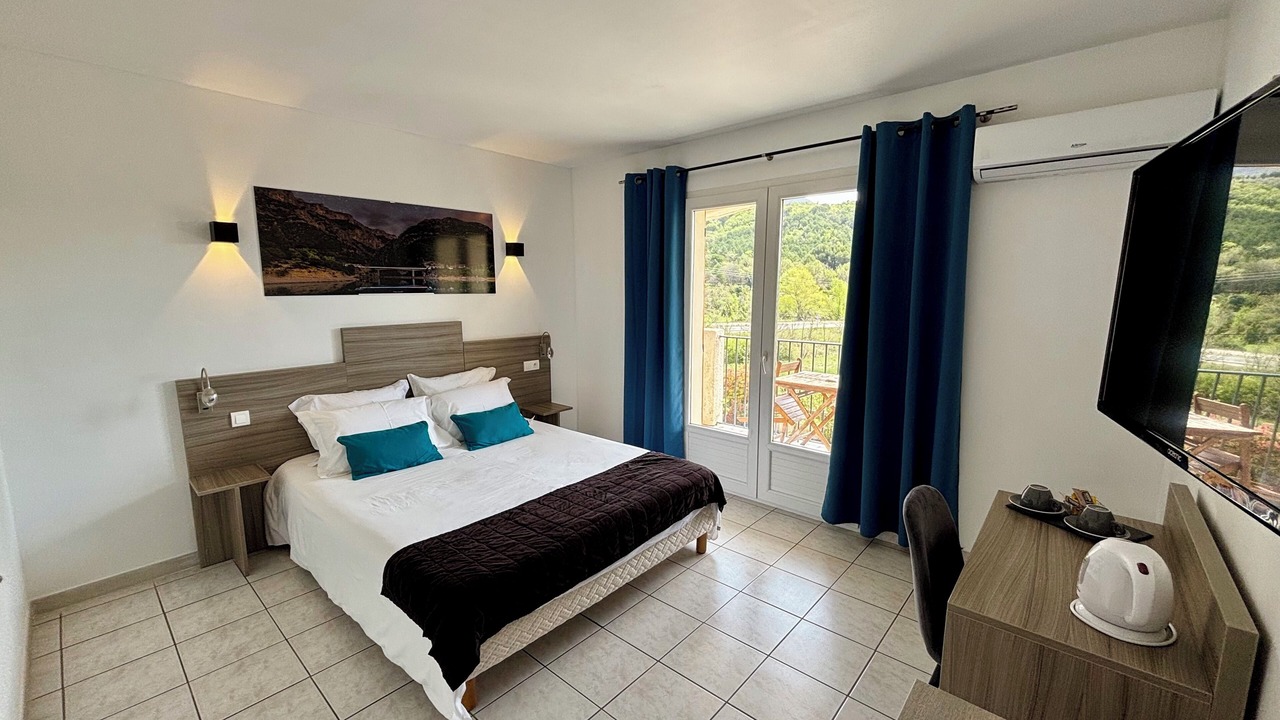Photo of Bedroom in Les Salles-sur-Verdon
