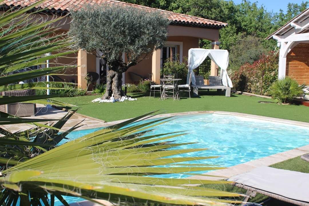 Photo of Outdoor in Gareoult