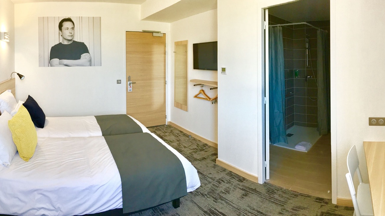 Photo of Bedroom in Saint-Mitre-les-Remparts
