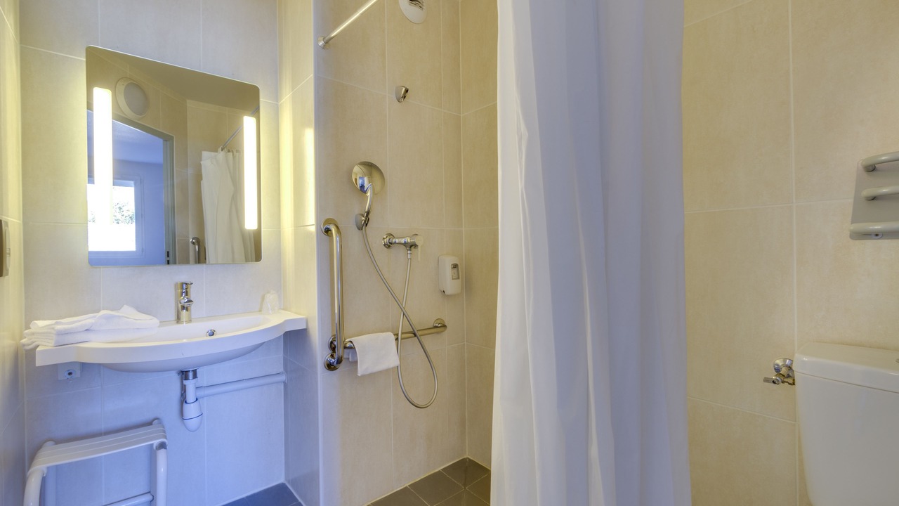 Photo of Bathroom in Brignoles